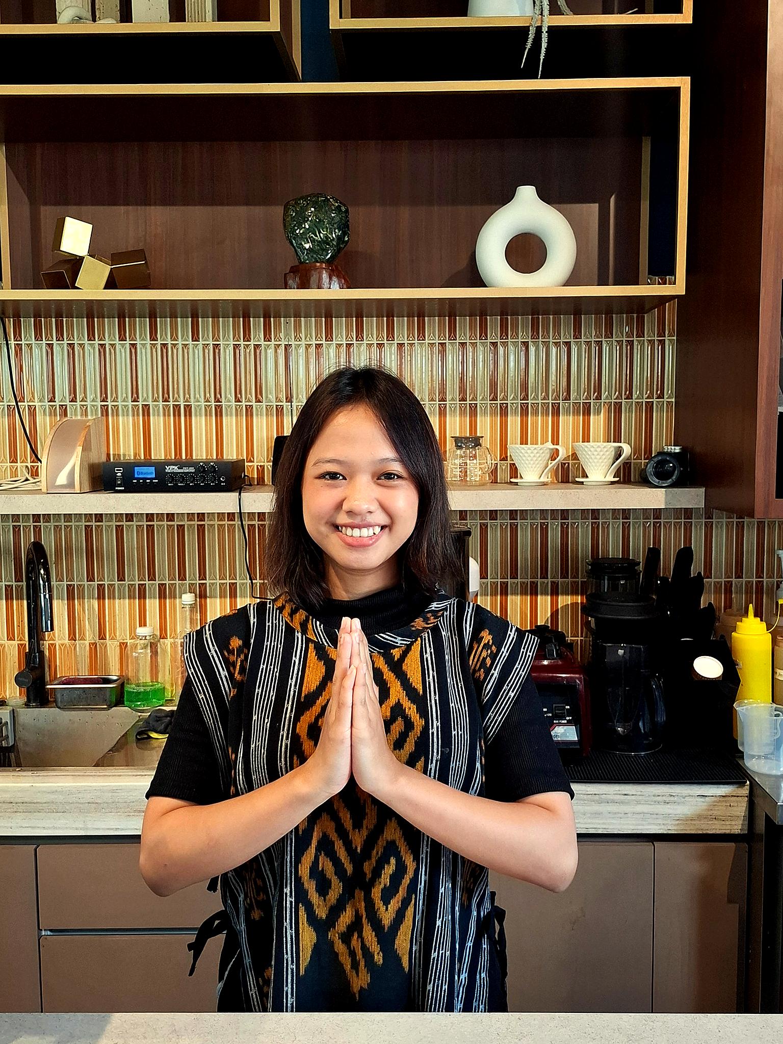 Bajawa Cafe guest moment